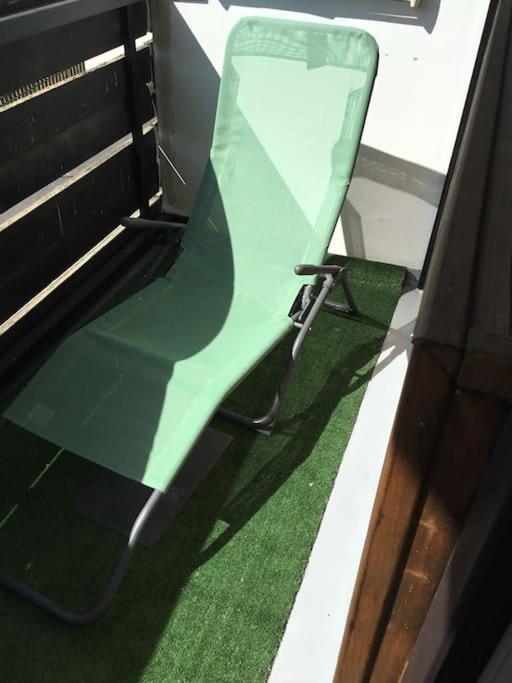 Appartement Tres Lumineux Egat Exteriér fotografie