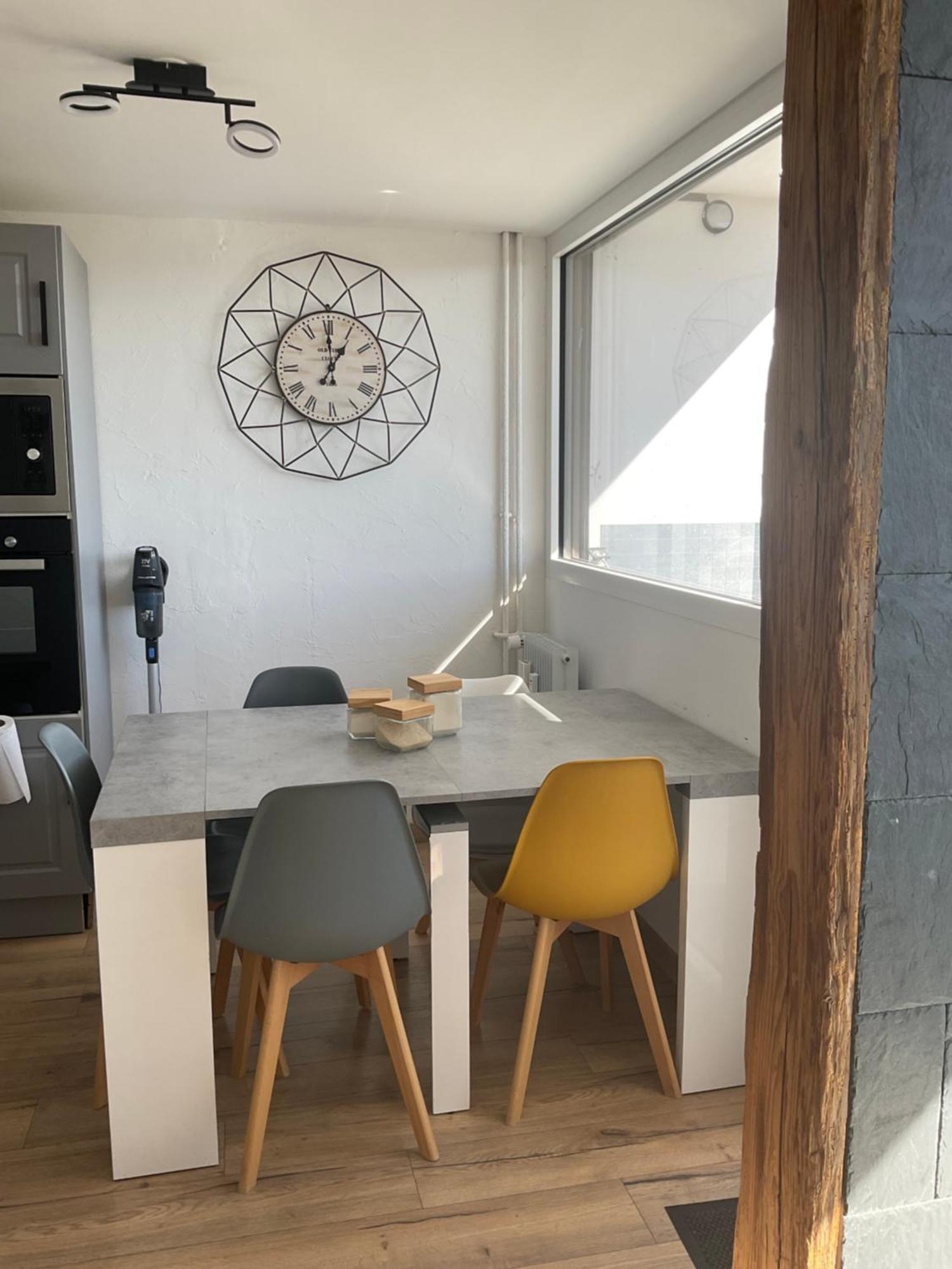 Appartement Tres Lumineux Egat Exteriér fotografie